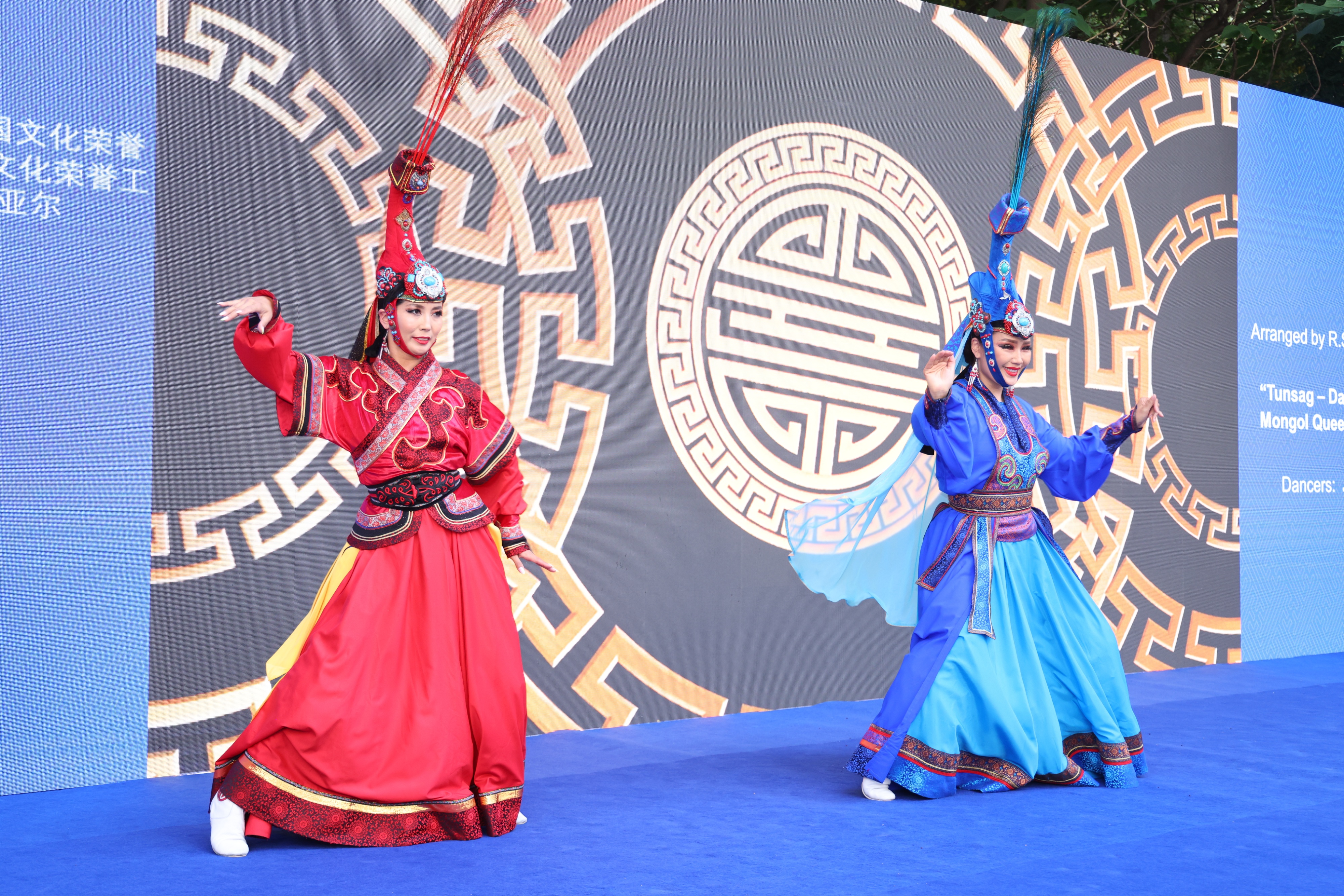 外蒙傳統(tǒng)王后之舞“清雅”閃亮登場(chǎng)，驚現(xiàn)蒙古國(guó)駐華大使館